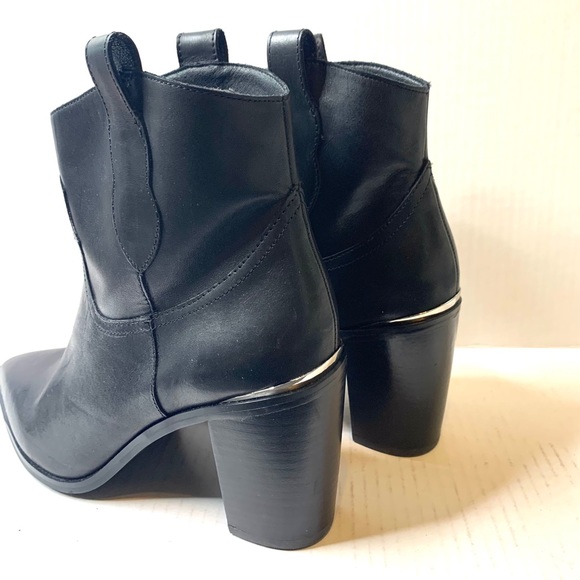 Steve Madden - Picture 5 of 10